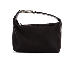 Eera nylon moonbag
